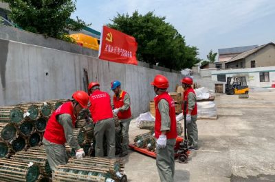 黃石供電對(duì)下屬各倉(cāng)庫(kù)防汛應(yīng)急設(shè)備進(jìn)行檢查