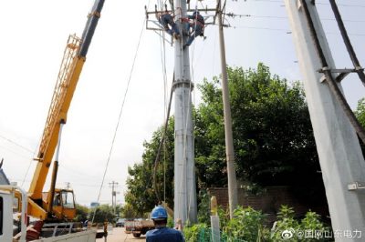 10千伏倉(cāng)明線更換出線電纜 安裝智能開關(guān) 更換橫擔(dān)