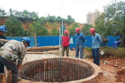 婁底供電公司在110千伏早共楊線(xiàn)T共線(xiàn)進(jìn)行G1基礎(chǔ)施工