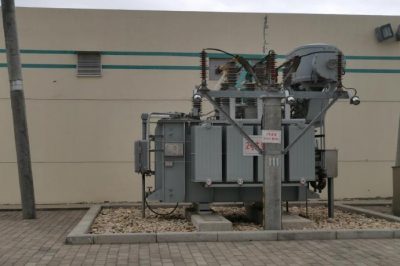 延安供電公司楊塬變現(xiàn)場(chǎng)進(jìn)行搶修