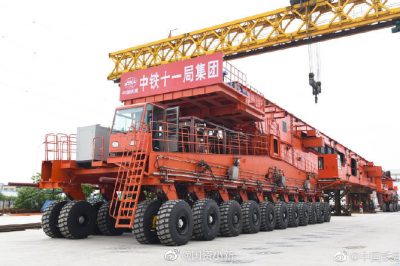 從分體到一體，中國(guó)首臺(tái)新型“高鐵施工重器”成功下線