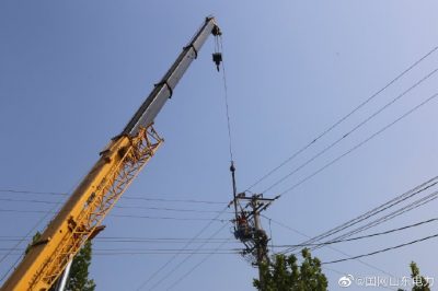 對10千伏葛溝一支線進(jìn)行農(nóng)網(wǎng)檢修改造施工