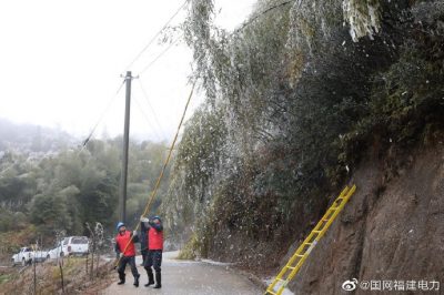 對(duì)轄區(qū)31條線路開展特巡，消除隱患30余處