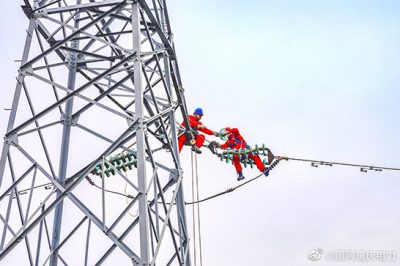 重慶電網(wǎng)冬季負荷12次創(chuàng)新高 公司多舉措保障電力供應(yīng)